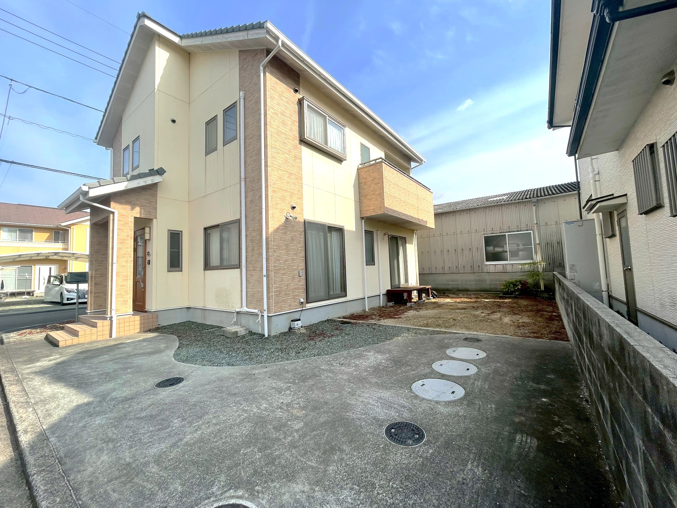 勝岡町中古住宅